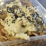 #05 Macarrão integral com frango em tiras e molho branco